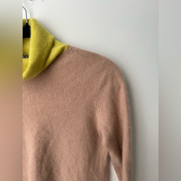 Gobi Cashmere Tan and Green Turtleneck Sweater - Picture 2 of 13